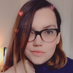 Meet your Posher, Deanna